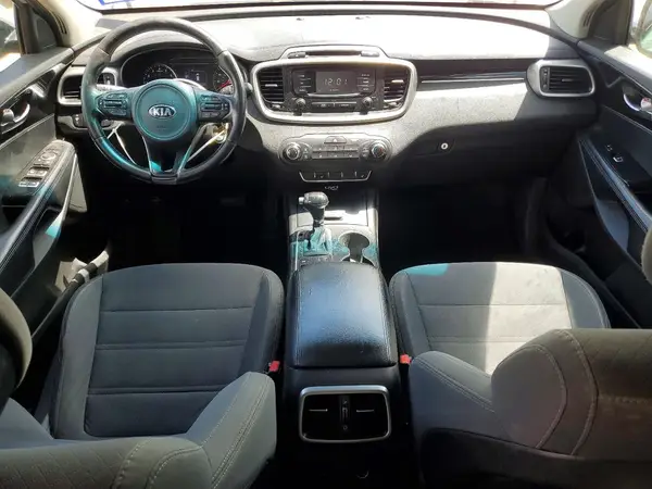 5XYPG4A30GG096033 2016 KIA SORENTO - Image 8