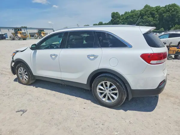 5XYPG4A30GG097974 2016 KIA SORENTO - Image 2