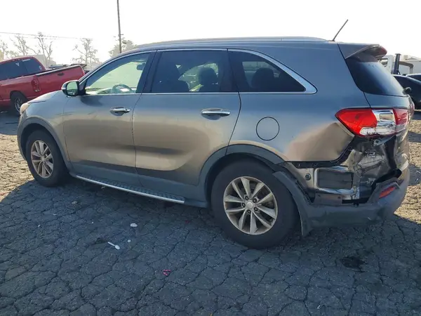 5XYPG4A30GG104227 2016 KIA SORENTO - Image 2