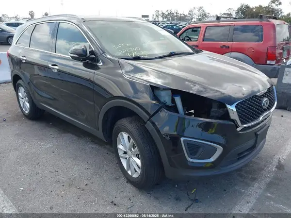 5XYPG4A30GG114823 2016 KIA SORENTO - Image 1