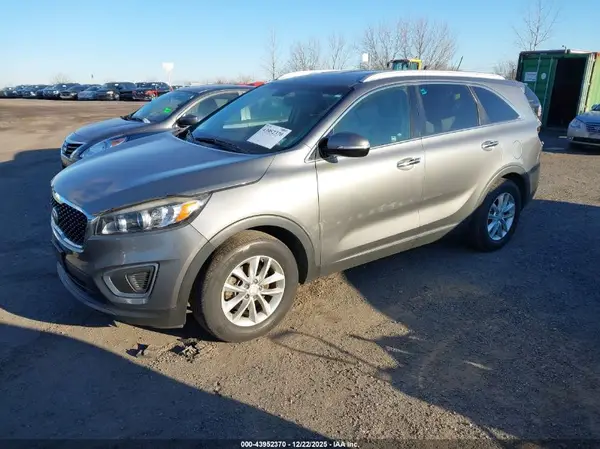 5XYPG4A30GG115518 2016 KIA SORENTO - Image 2
