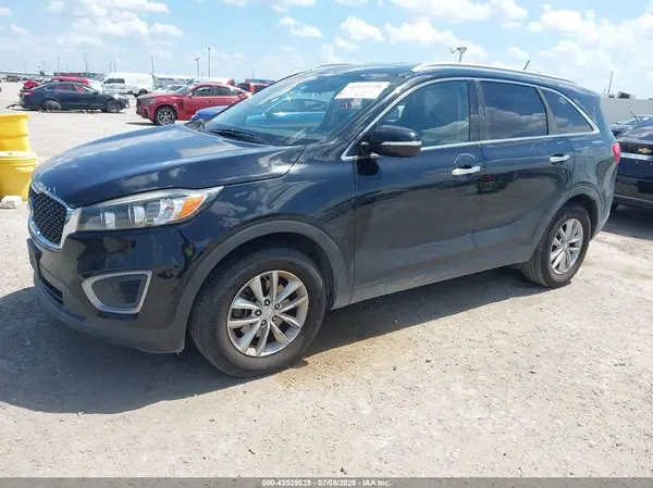 5XYPG4A30GG119696 2016 KIA SORENTO - Image 2