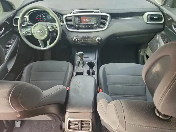 5XYPG4A30GG123506 2016 KIA SORENTO - Image 8