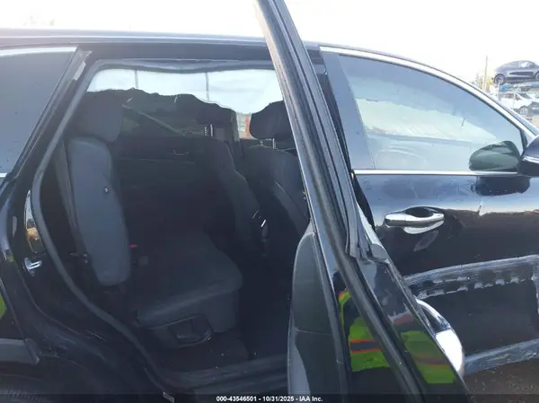 5XYPG4A30GG125045 2016 KIA SORENTO - Image 8
