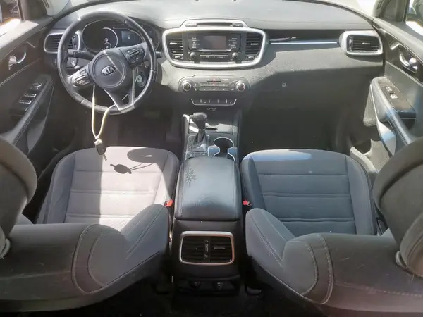 5XYPG4A30GG126812 2016 KIA SORENTO - Image 8