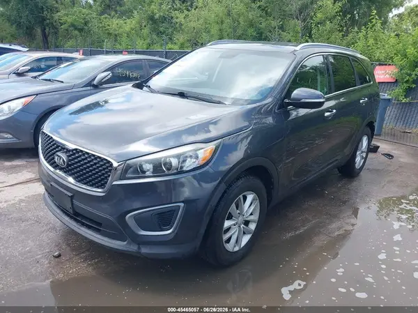 5XYPG4A30GG127913 2016 KIA SORENTO - Image 2