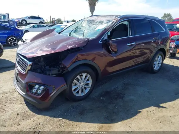 5XYPG4A30GG140242 2016 KIA SORENTO - Image 2