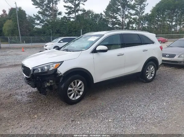 5XYPG4A30GG144601 2016 KIA SORENTO - Image 2
