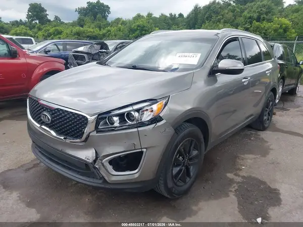 5XYPG4A30GG145361 2016 KIA SORENTO - Image 2