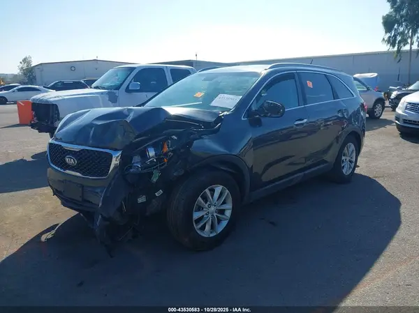 5XYPG4A30GG156151 2016 KIA SORENTO - Image 2