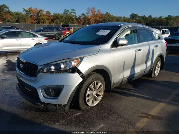 5XYPG4A30GG166422 2016 KIA SORENTO - Image 2
