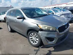 5XYPG4A30GG176013 2016 KIA SORENTO