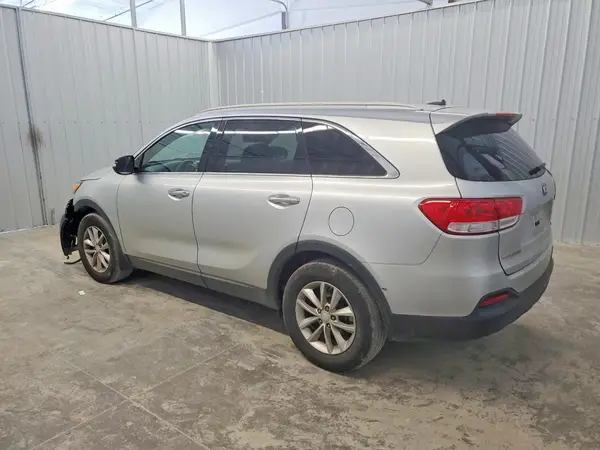 5XYPG4A30HG193959 2017 KIA SORENTO - Image 2