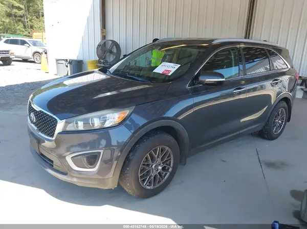 5XYPG4A30HG195243 2017 KIA SORENTO - Image 2