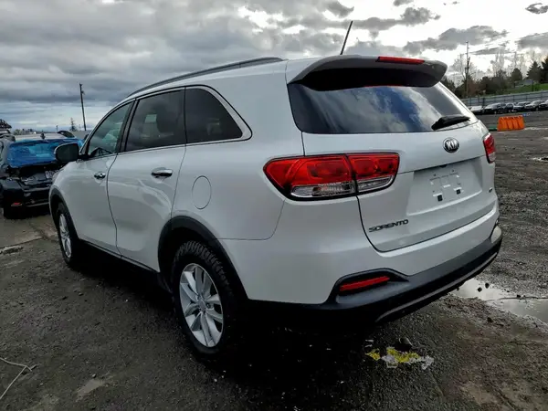 5XYPG4A30HG202515 2017 KIA SORENTO - Image 2