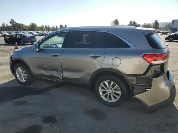 5XYPG4A30HG206564 2017 KIA SORENTO - Image 2