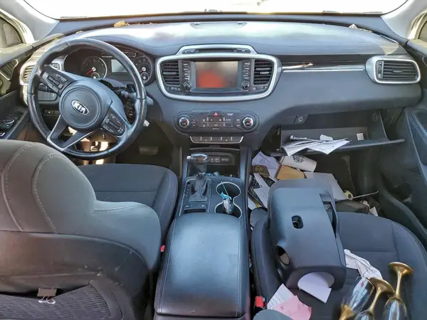 5XYPG4A30HG213191 2017 KIA SORENTO - Image 8