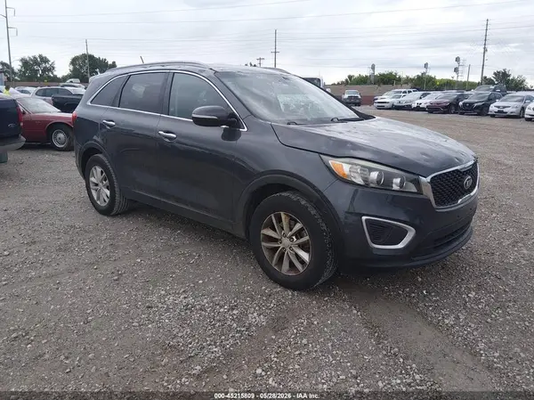 5XYPG4A30HG215166 2017 KIA SORENTO - Image 1