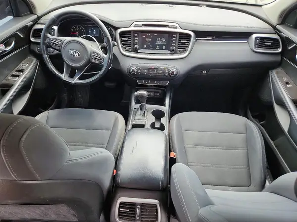 5XYPG4A30HG215250 2017 KIA SORENTO - Image 8