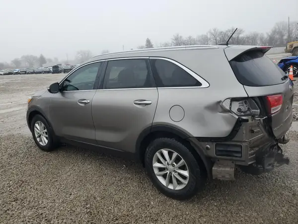 5XYPG4A30HG226295 2017 KIA SORENTO - Image 2