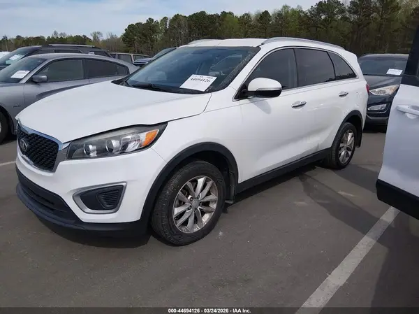 5XYPG4A30HG229276 2017 KIA SORENTO - Image 2
