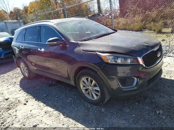 5XYPG4A30HG236681 2017 KIA SORENTO - Image 1