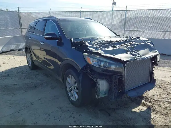 5XYPG4A30HG244988 2017 KIA SORENTO - Image 1