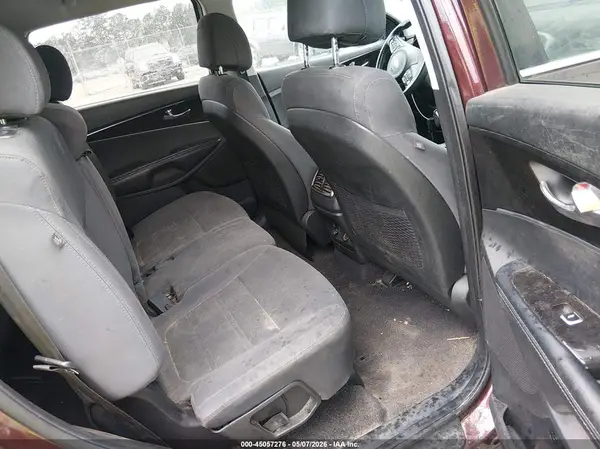 5XYPG4A30HG246529 2017 KIA SORENTO - Image 8
