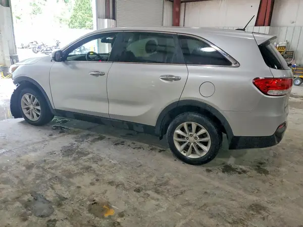 5XYPG4A30HG249110 2017 KIA SORENTO - Image 2