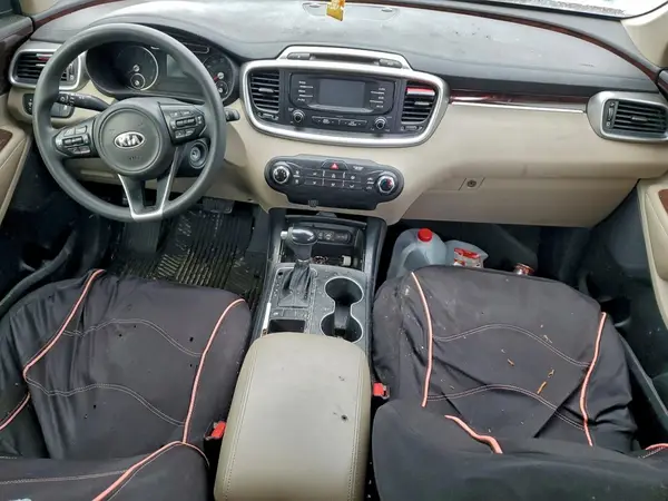 5XYPG4A30HG250225 2017 KIA SORENTO - Image 8