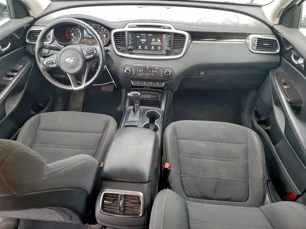 5XYPG4A30HG251679 2017 KIA SORENTO - Image 8
