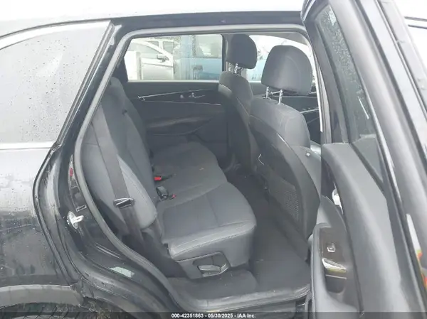 5XYPG4A30HG254825 2017 KIA SORENTO - Image 8