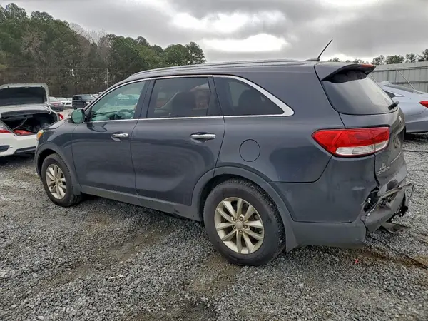 5XYPG4A30HG260611 2017 KIA SORENTO - Image 2