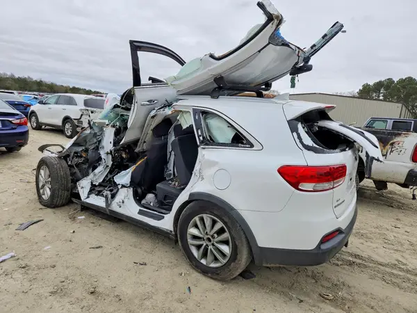 5XYPG4A30HG262679 2017 KIA SORENTO - Image 2