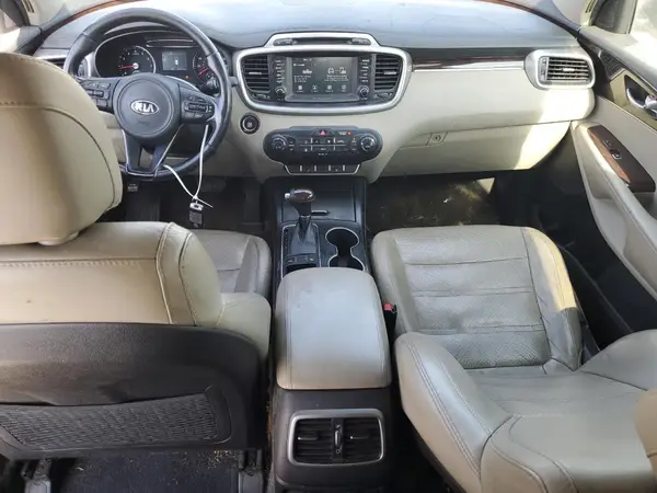 5XYPG4A30HG268465 2017 KIA SORENTO - Image 8