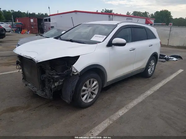 5XYPG4A30HG275111 2017 KIA SORENTO - Image 2