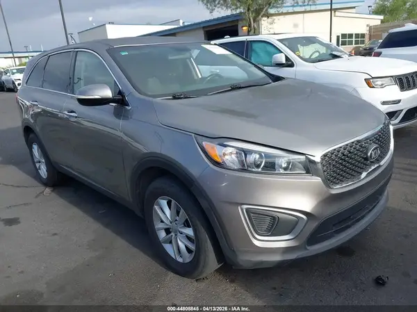 5XYPG4A30HG277277 2017 KIA SORENTO - Image 1