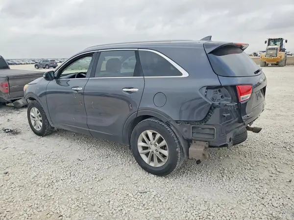 5XYPG4A30HG280356 2017 KIA SORENTO - Image 2