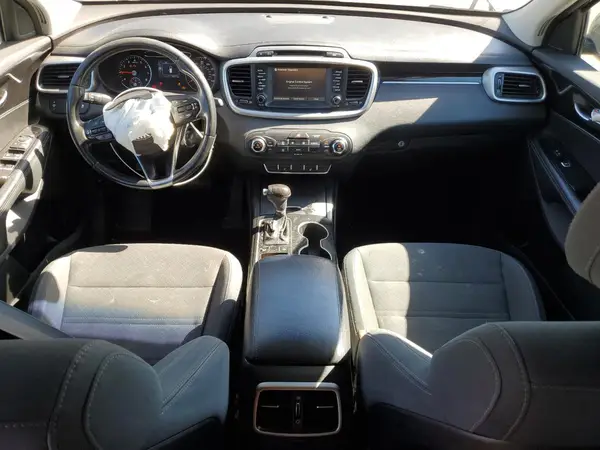 5XYPG4A30HG280910 2017 KIA SORENTO - Image 8