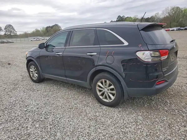 5XYPG4A30HG284469 2017 KIA SORENTO - Image 2