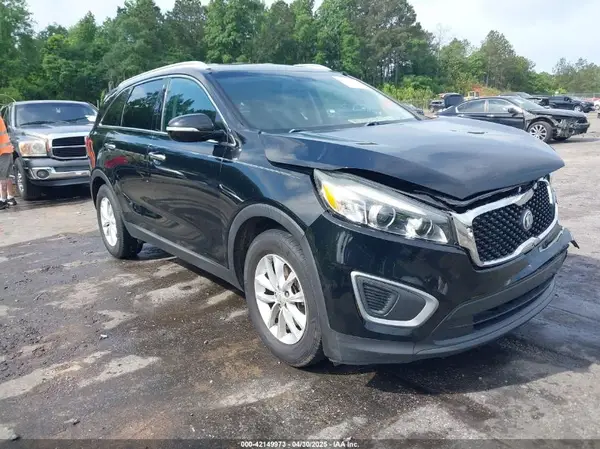5XYPG4A30HG286495 2017 KIA SORENTO - Image 1