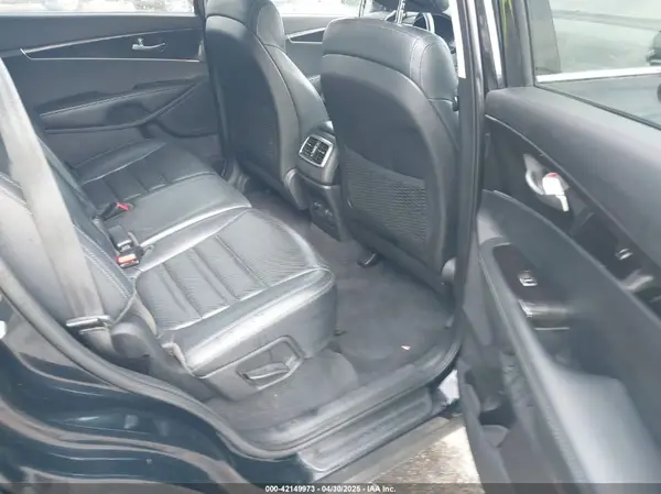 5XYPG4A30HG286495 2017 KIA SORENTO - Image 8