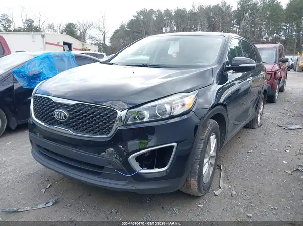 5XYPG4A30HG293527 2017 KIA SORENTO - Image 2