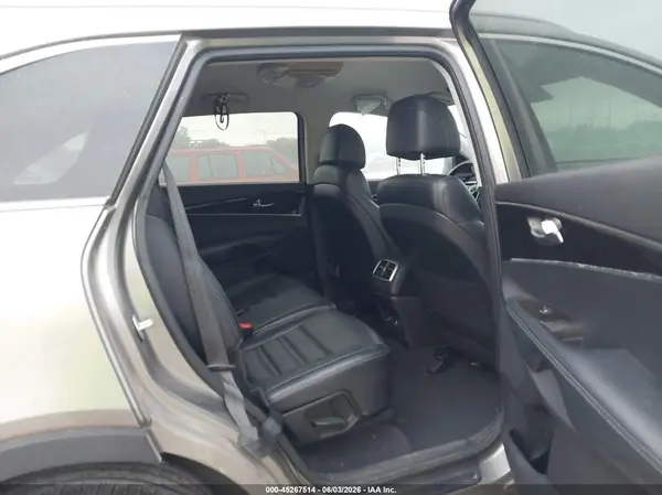 5XYPG4A30HG295472 2017 KIA SORENTO - Image 8