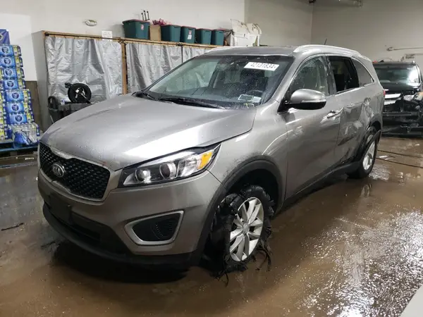 5XYPG4A30HG296962 2017 KIA SORENTO - Image 1