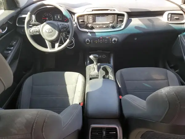 5XYPG4A30HG299361 2017 KIA SORENTO - Image 8