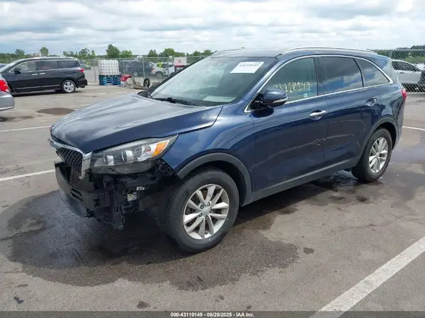 5XYPG4A30HG316630 2017 KIA SORENTO - Image 2