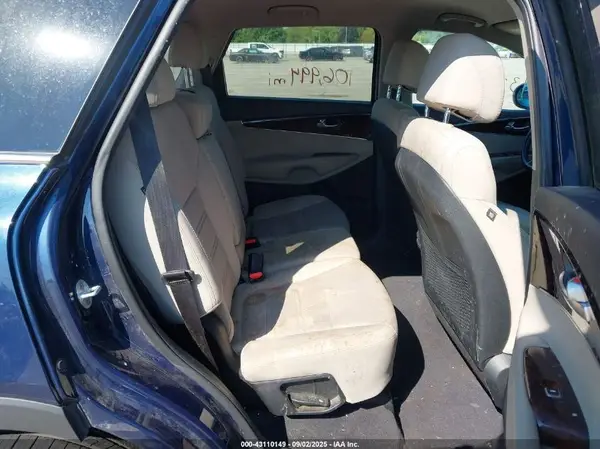 5XYPG4A30HG316630 2017 KIA SORENTO - Image 8