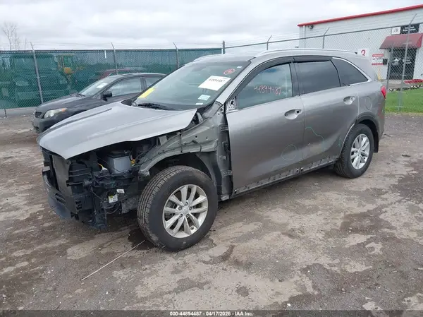 5XYPG4A30JG340013 2018 KIA SORENTO - Image 2