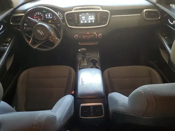 5XYPG4A30JG342067 2018 KIA SORENTO - Image 8